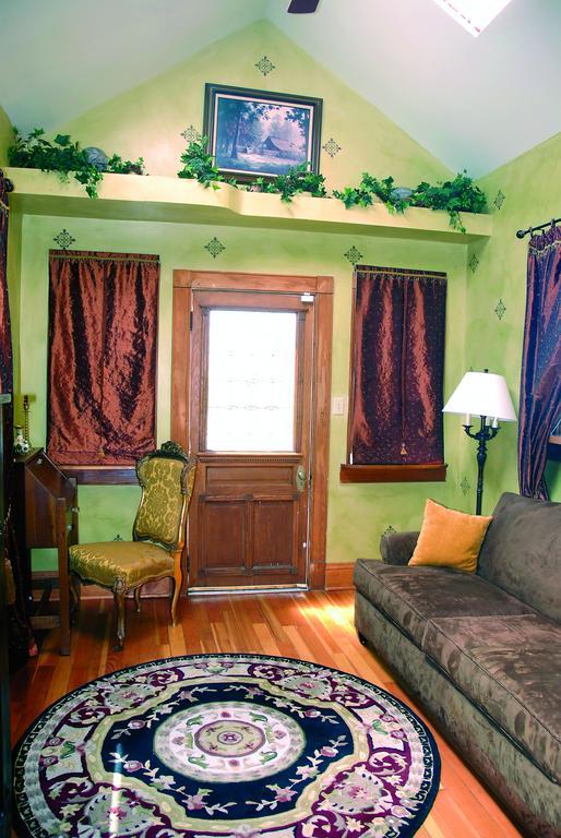 Downtown Historic Bed & Breakfast Албукерке Стая снимка